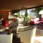 Panorama Hotel 3*